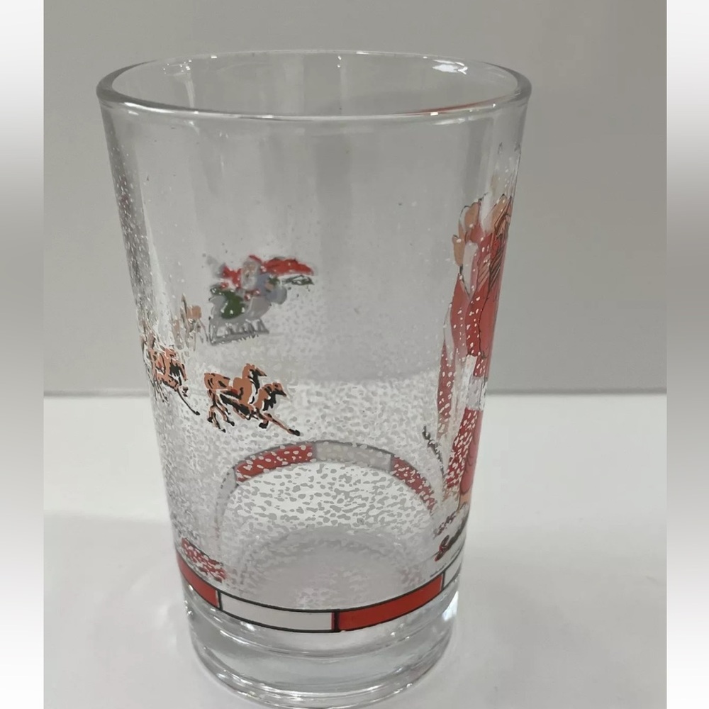 Vintage Drinking Christmas Glass Tumbler Santa Sleigh Reindeers Made Indonesia - Picture 2 of 6
